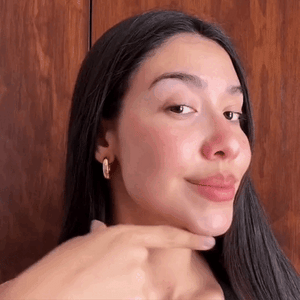 RadianceLift™ - Masajeador Facial Microcorriente